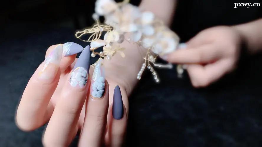 ������ѵ��