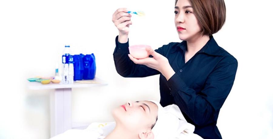 ������ױ��ѵѧУ�ĸ���