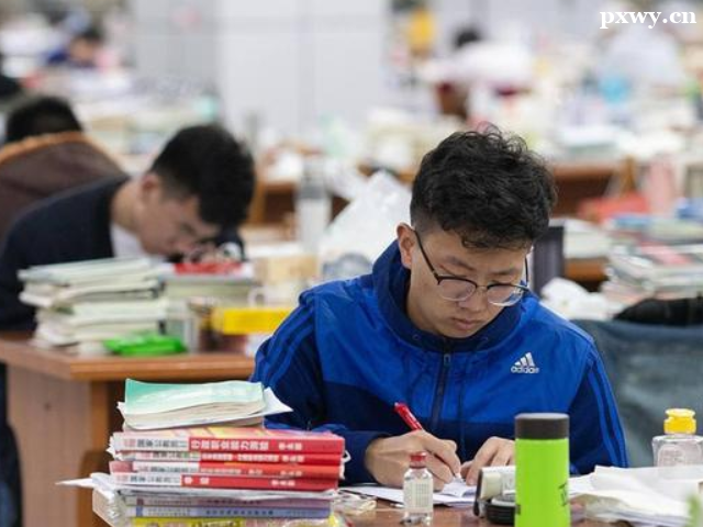 ���о�����Ҫ����ѵ���� �������Ǯ